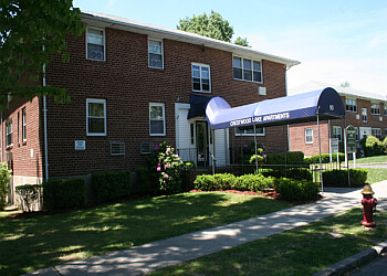Crestwood Lake Apartments Yonkers Apartments For Rent
