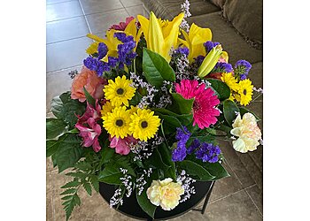 Mesa Florists Crismon Flowers