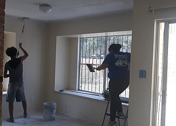 Brownsville Painters Cristy Pintando Tu Casa