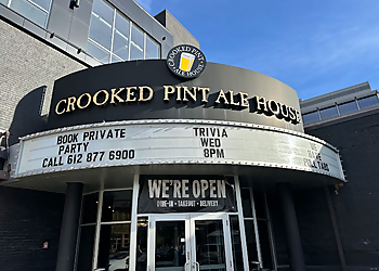 Minneapolis Sports Bars Crooked Pint Ale House