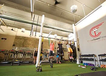 Chicago Gyms CrossTown Fitness