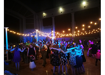 Cedar Rapids Djs Crowd Controllers Worldwide Dj's