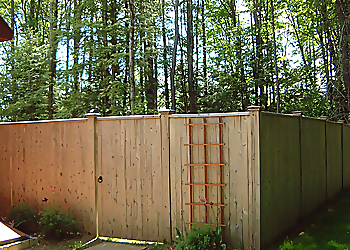 Manchester Fencing Contractors Crowe Fence & Deck Supply