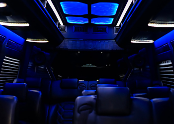 Crown Worldwide Transportation - Lakewood, CO Limo Service - Facility Image