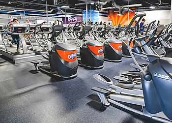 Aurora Gyms Crunch Fitness Aurora