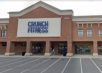 Crunch Fitness Charlotte Charlotte Gyms image 1