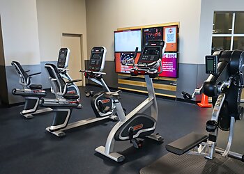 Cincinnati Gyms Crunch Fitness Cincinnati