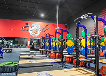 Crunch Fitness East Colonial - Orlando, FL Gyms - Training Center Image