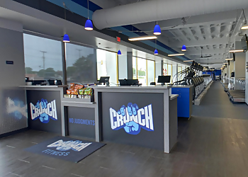 Crunch Fitness Richmond Richmond Gyms image 1