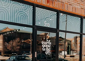 Curls Gone Wild Salon - Wichita, KS Hair Salons - Salon Exterior Image