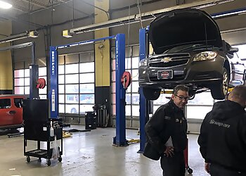 Columbia Car Repair Shops Custom Complete Automotive