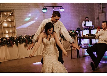 Phoenix Djs Custom Fit DJ Services