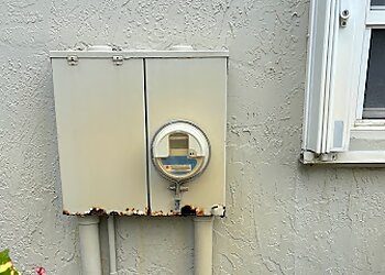 Coral Springs Electricians Customer 1st Electric