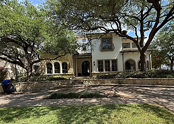D&E Landscape Maintenance Garland Landscaping Companies image 1
