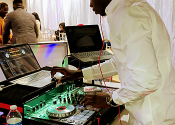 DJ Francois DJ Francois - El Cajon, CA Djs - DJ Performance Image