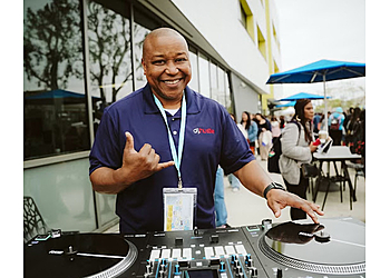 DJ Hustle  Irvine Djs image 1