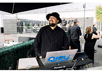 Santa Ana Djs DJ N JOY 