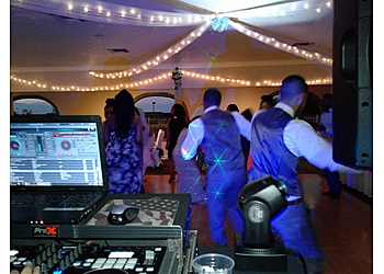 DJ PARTYTIME ENTERTAINMENT Moreno Valley Djs image 1