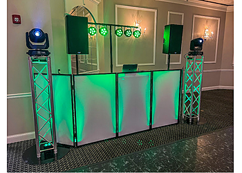 Aurora Djs DJ Suavesmooth