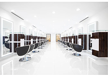 Indianapolis Beauty Salons DL Lowry Salon