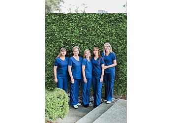 Savannah Dentists Mark N. Dye, DMD