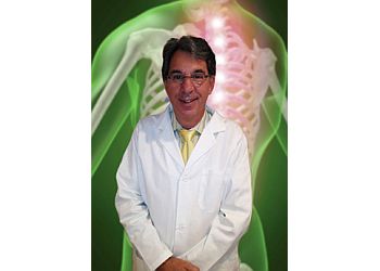 Miami chiropractor Dr. Martin Grossman, DC - CORAL GABLES CHIROPRACTIC CENTRE