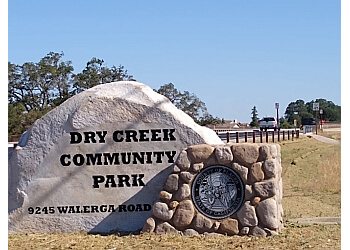 DRY CREEK COMMUNITY PARK Roseville Hiking Trails