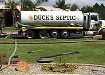 Duck's septic tank service