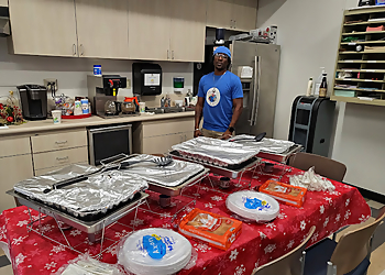 Dafynest Eatz - Palmdale, CA Caterers - Food Image
