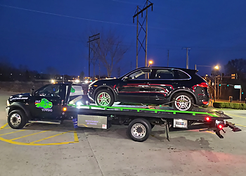 J & K Towing - Olathe, KS Towing Companies - Service Team Image