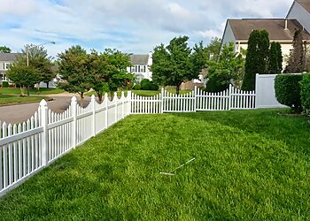 Virginia Beach Fencing Contractors DanDale Fence