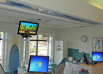 St Petersburg Kids Dentists Dan Prasatthong, DDS - LEVITT & PRASATTHONG, D.D.S., P.A.