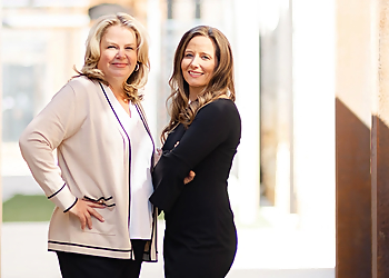 Dana B. Lehnhardt - LEHNHARDT PRICE FAMILY LAW Charlotte Divorce Lawyers image 1