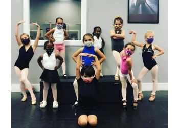 3 Best Dance Schools in Miami, FL - Expert Recommendations