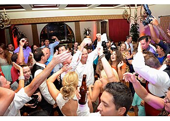 San Diego Djs Dancing Dj Productions