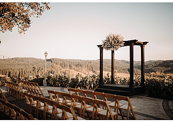 Eugene Wedding Planners Dani Bee Weddings