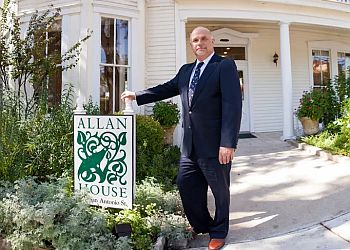 Austin Employment Lawyers Daniel B. Ross - ROSS • SCALISE EMPLOYMENT LAWYERS