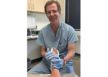 Costa Mesa Podiatrists Daniel Bank, DPM, FACFAS