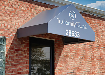 Warren Cosmetic Dentists Daniel Craig, DDS - TRU FAMILY DENTAL