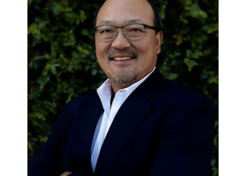 Daniel Hu,MD  - Glendale, AZ Gynecologists - Doctor Portrait Image