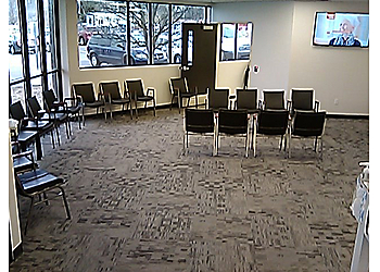 Daniel Roth, DO - Fort Wayne, IN Pain Management Doctors - Clinic Interior Image