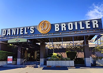 Seattle Steak Houses Daniel's Broiler