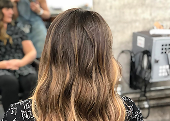 Daredevils & Queens Salon  Santa Rosa Hair Salons image 1