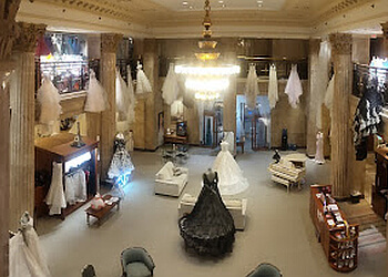 Cleveland Bridal Shops Darlafoxx