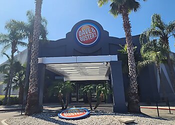 Ontario Sports Bars Dave & Buster's