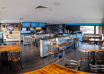 Dave's BBQ - Virginia Beach, VA Barbecue Restaurants - Restaurant Interior Image