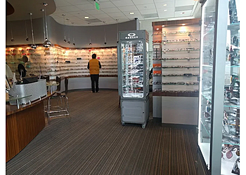 David C. Brosnan, OD - HOLLAND MEDICAL EYE CENTER - Daly City, CA Pediatric Optometrists - Clinic Interior Image