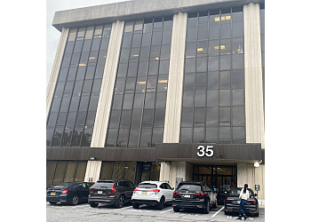 Yonkers Dermatologists David Ciocon, MD - SCHWEIGER DERMATOLOGY GROUP GRASSY SPRAIN