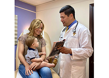 Laredo Gynecologists David R. Benavides, MD - WOMEN'S SPECIALTY CENTER