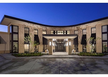 Des Moines Plastic Surgeon David Robbins, MD - DES MOINES PLASTIC SURGERY